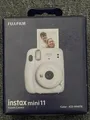 Produktbild: Fujifilm Instax Mini 11 Instant Sofortbild Kamera - ICE WHITE - + 10er film OVP