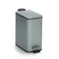 Produktbild: Zeller Present Handels GmbH Zeller Treteimer mit Soft Close, 5 Liter, Schlanker Abfalleimer aus pulverbeschichtetem Eisen, Farbe: salbei 18961