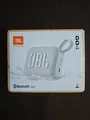 Produktbild: JBL Go 4 Mobiler Lautsprecher Bluetooth Wasserfest White Weiß Weiss GO4 NEU OVP