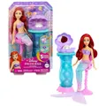 Produktbild: Mattel Disney-Princess-Spielzeuge, Schminkmuschel Meerjungfrau-Arielle-Modepuppe mit Abnehmbarer Schwanzflosse, Schminktisch mit 5 wiederholbaren Pop-up-Überraschungen und 5 Accessoires, JBF86