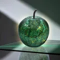 Produktbild: LED Crackle Glas Apfel 16 cm - metallic grün - Deko Frucht in Bruchglas Optik