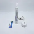 Produktbild: Oral-B Pro Junior elektrische Kinderzahnbürste, batteriebetrieben, Disney Frozen