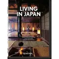 Produktbild: Living in Japan. 40th Ed.