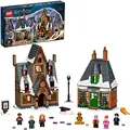 Produktbild: LEGO Harry Potter Hogsmeade Village Visit 76388 Building Kit with Honeydukes Store and The Three Broomsticks Pub; New 2021 (851 Pieces)