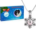 Produktbild: BRUBAKER Deine Persönliche Weihnachtsperle - Merry Christmas Wunschperle - Halskette mit Silber Schneeflocken Anhänger + Muschel mit echter Perle als Schmuck Geschenkset - Weihnachten
