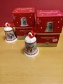 Produktbild: 2 Porzellanglocken Hutschenreuther 2022  Weihnachtsabend 2021 Weihnachtsgaben