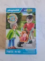 Produktbild: Playmobil - Großeltern mit Baby (71613)