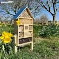 Produktbild: Insektenhaus für Bienen und Marienkäfer, 79x38x11,5 cm
