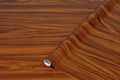 Produktbild: d-c-fix Möbel-Klebefolie Nussbaum Gold, 90 cm x 2,1 m - abwaschbare und selbstklebende Deko-Folie für Küche, Schrank, Tisch & Fensterbank - modern & nachhaltig