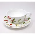 Produktbild: Teetasse mit Untertasse Mirella Erdbeeren für 0,2L weiß rot Porzellan TeaLogic