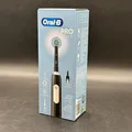 Produktbild: Oral-B Zahnbürste Pro 1 Cross Action Elektrische Zahnbürste 3 Stufen Akku
