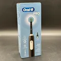 Produktbild: Oral-B Zahnbürste Pro 1 Cross Action Elektrische Zahnbürste 3 Stufen Akku
