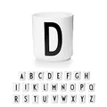 Produktbild: Design Letters Porzellan Kaffeetassen A-Z | Weiße Tassen für Weihnachten, Weihnachtsgeschenke Kleinigkeiten, Weihnachtsgeschenke für Frauen, Männer | Kaffeebecher | Tasse Personalisiert | 250 Ml