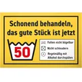 Produktbild: DankeDir! Das gute Stück ist Fünfzig - Schild 30 x 20 cm - Partydeko Geburtstagskarte Geschenkidee Geburtstagsdeko - Geburtstagsgeschenk 50er 50. Geburtstag 50 Jahre Geschenk Männer & Frauen