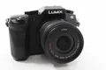 Produktbild: Panasonic Lumix DMC-G70 14-42mm Kit schwarz, neuwertig, 200 Auslösungen