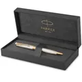 Produktbild: PARKER 2119796 Sonnet Premium Kugelschreiber, Silver Mistral (Silver Sterling), Goldzierteile, Mittlere schwarze Ersatzmine - Geschenkbox