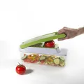 Produktbild: SLICER Allesschneider aus grünem Kunststoff und Metall
