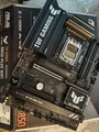 Produktbild: ASUS TUF GAMING B850-PLUS WIFI7 ATX Mainboard Sockel AM5 DP/HDMI/USB-C NEUWERTIG