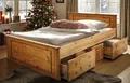Produktbild: OTTO home Massivholzbett Hugo, hohe Belastbarkeit! FSC® zertifiziertes Massivholz, Landhausstil (Breite/Belastbarkeit 180cm/200KG, 140cm/180KG), Stauraumbett aus massiver Kiefer