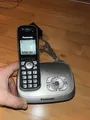Produktbild: Panasonic KX-TG6521 mit Anrufbeantworter in schwarz / Silber Handt KX-TGA651EX