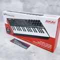 Produktbild: AKAI Professional MPK mini plus USB MIDI Compact Keyboard 37 Tasten Controlle...