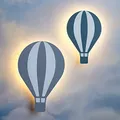 Produktbild: Lights4fun 2er Set LED Wandleuchte Heißluftballon Timer batteriebetrieben Innenbereich mit Fernbedienung