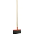 Produktbild: Stoßscharre 30 Cm Breit Mit Stiel, Scharre Aus Federstahl 1 Mm Stark - Kerbl