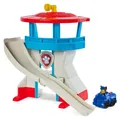 Produktbild: Paw Patrol Mini Hauptquartier Kontrollturm mit Fahrzeugstartrampe und Chase-Fahrzeug 1:55 - Spielset 3+ Jahre