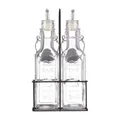 Produktbild: Kilner Öl- und Essigflaschen-Set 3-teilig | 2x Glas-Flasche mit 0,3 l Füllmenge inklusive 2x Ausgießer aus Edelstahl | Metall-Gestell mit Tragegriff | Spender für Olivenöl, Dressings & Balsamico
