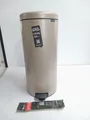 Produktbild: Brabantia 304484 Treteimer, Champagne, 30 l, DEFEKT