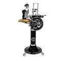 Produktbild: Berkel Aufschnittmaschine - Volano Tribute schwarz – Wunderschöne Schwungradmaschine mit Standfuß & 100% handgefertigtem Schneidebrett