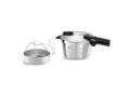 Produktbild: Fissler Schnellkochtopf Vitaquick® Premium, Silber, Edelstahl, Metall, 4,5 L, 18 cm, Handmade in Germany, Druckregelventil, Sicherheitsventil, Sicherheitsdichtung, Sicherheitsverschluss, Gegengriff, Kochen, Töpfe, Schnellkochtöpfe