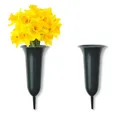 Produktbild: matches21 HOME & HOBBY Grabvasen zum Stecken als frostsichere Grabdeko - Kleine Friedhofs-Vasen 2er in 26 cm als wetterfester Kunststoff Grabschmuck - Grüne Erdspieß Blumenvasen als schöne Steckvasen