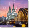 Produktbild: DEQORI Glasuhr 30x30 cm Zahlen 'Kölner Wahrzeichen abends' Wanduhr Glas Uhr Design leise