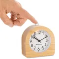 Produktbild: Navaris Morgenwecker aus Holz – Wecker Analog mit Retro-Design, Schlummerfunktion & Licht – einfacher Morgenwecker mit Batterien aus Naturholz, Hellbraun