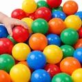 Produktbild: LittleTom 50 Bälle für Bällebad - Bunte Kunststoffbälle für Kinder - robuste Babybälle ideal für Bällepool, Hüpfburg & Spielzelt - BPA-frei, farbecht & sicher - Lernspaß im Kinderzimmer