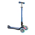 Produktbild: GLOBBER Elite Flash Lights Roller – Tretroller Kinder ab 3 Jahre - Scooter 120/80 mm - ABEC 5, 3-rädrig – höhenverstellbar - LED-Rollen und Leuchtdeck – Dunkelblau