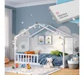 Produktbild: Bellabino Hausbett Bia mit Lattenrost (weiß, mit Matratze), Bodenbett mit Rausfallschutz, verfügbar in 80x160 & 90/120/140x200 cm