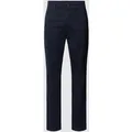 Produktbild: BOSS Orange Tapered Fit Chino mit französischen Eingrifftaschen in Marine, Größe 32/32