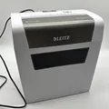 Produktbild: Leitz IQ Home Aktenvernichter mit Partikelschnitt Weiß GEBRAUCHT OHNE OVP B-WARE