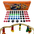 Produktbild: TOY2 Engineer Set mit 64 Schienenverbindern Kompatibel mit BRIO Eisenbahn & Duplo Bausteine - Bauset 6 Verschiedene Track Connectors - Nachhaltige Holzeisenbahn und Holzschienen Set Verbinder