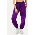 Produktbild: Smilodox Jogginghose Laurena, Regular Fit Sweathose mit Kordelzug am Bund, Metallabel angenehmes Material Bündchen an Beinabschlüssen Sport Alltag Fitness lila XS