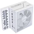 Produktbild: Lian Li Edge EG1300 PC Netzteil, 1300 Watt, PCIe 5.1, ATX 3.0 PSU | ATX 3.1, 80 Plus Platinum, modular, mit Sleeved Cable Kit, 12VHPWR für NVIDIA RTX, leiser Lüfter, integrierter USB Hub – Weiß