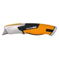 Produktbild: Fiskars Pro Sicherheits-Universalmesser mit einziehbarer Klinge, Länge 17,7 cm, Rostfreier Stahl/Kunststoff, Schwarz/Orange, CarbonMax, 1062938