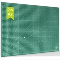 Produktbild: ACROPAQ Schneidematte A2 - Selbstheilend, A2 60 x 45 cm, 5 Lagen Schutz für Ihre Möbel, mit beidseitigen Gittern und Winkelmarkierungen - Bastelu...