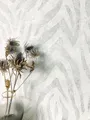 Produktbild: Newroom Tapete Weiß Vliestapete Streifen - Streifentapete Modern Grau Silber Zebrastreifen Linien Mustertapete Animal-Print Zebra inkl. Tapezier-Ratgeber