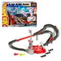 Produktbild: Hot Wheels Spielzeugauto-Trackset, 3 Formel 1 Die-Cast-Fahrzeuge im Maßstab 1:64: McLaren F1 Team, Alpine und VCARB, Rennstrecke für Seite-an-Seite-Wettrennen, JDY15