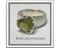 Produktbild: Edelschmiede925 Silberring Edelschmiede925 edler matter Ring mit dreieck. Grossular Granat 55