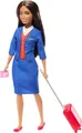 Produktbild: Barbie Flugbegleiterin-Modepuppe mit blauer Uniform, inklusive Rollkoffer, Kopfhörer und Reisepass, Modepuppe, Weiblich, 3 Jahr(e), Junge/Mädchen, 180 mm, 14 g