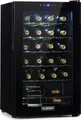 Produktbild: Klarstein Weinkühlschrank, 1 Zonen Getränkekühlschrank Klein, Kleiner Weinschrank 63L, Wein-Kühlschrank Klein mit Glastür, Indoor/Outdoor Flaschenkühlschrank, Wine Fridge 5-18°C, 24 Flaschen